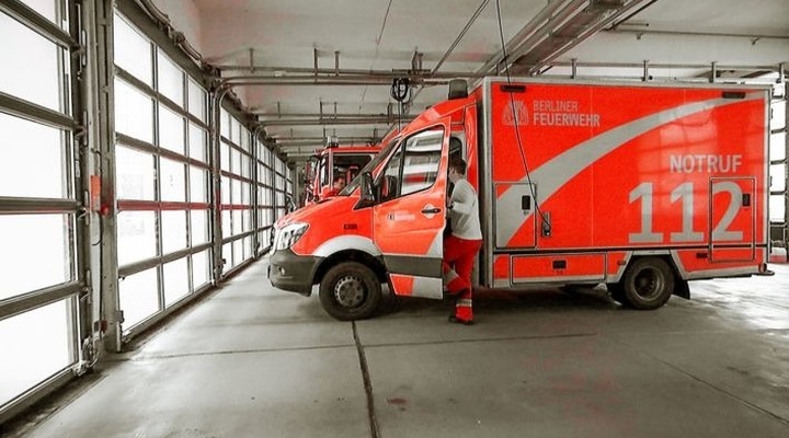 Berliner Feuerwehr muss für fehlende pflegekräfte einspringen