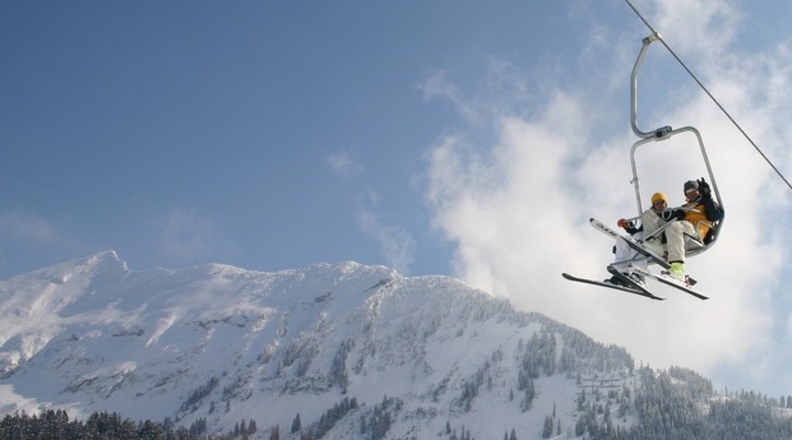 Skigebiet Arvenbüel – fahrspass an vier liften
