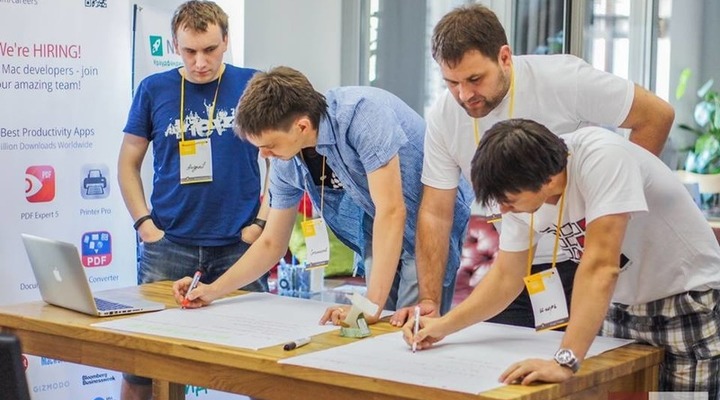 Erfolgreicher hackathon in Linz: fünf start-ups lieferten neue Ideen für pöttinger Landtechnik