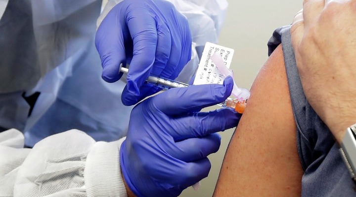 El 70% de los españoles se vacunaría contra el coronavirus ya si pudiera