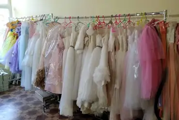 купить | Готовый бизнес по прокату детских платьев | UA887260