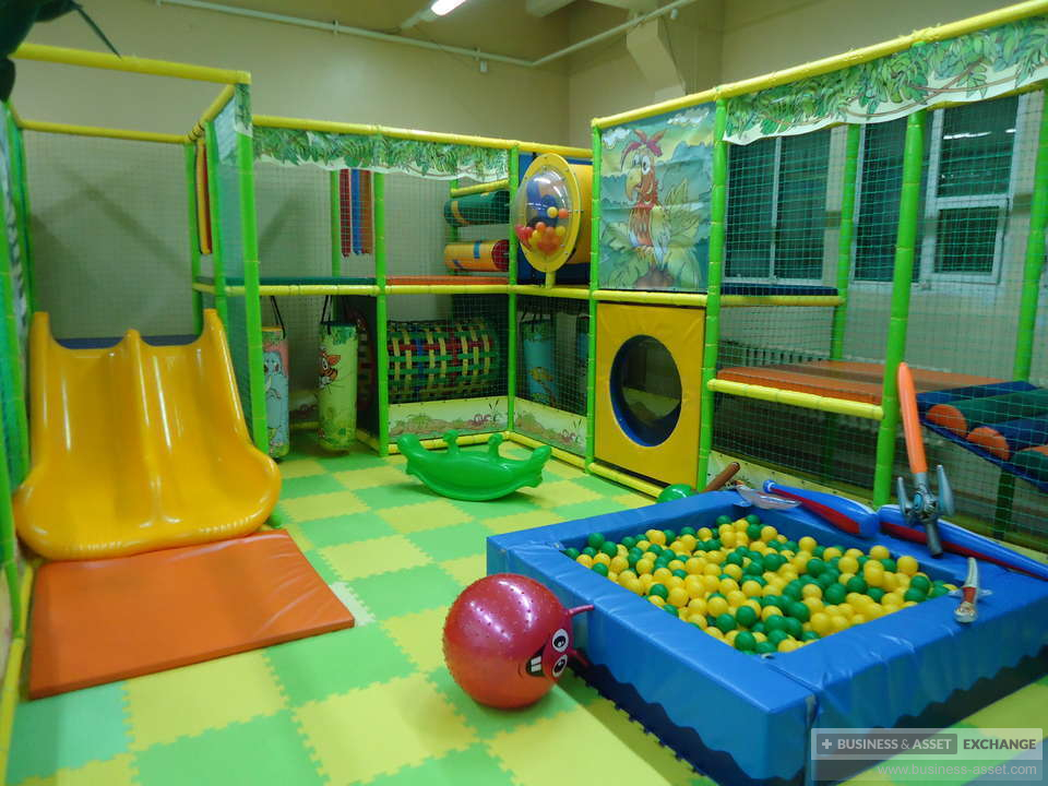 Дом интернат росток братск. Братск ребенок. Братск детская площадка илим. Братск курчатова игровая площадка. Детский центр нова братск.