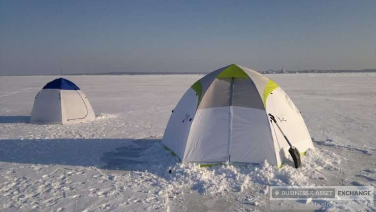 купить | Действующая база отдыха на берегу озера Увильды | RU938621-3