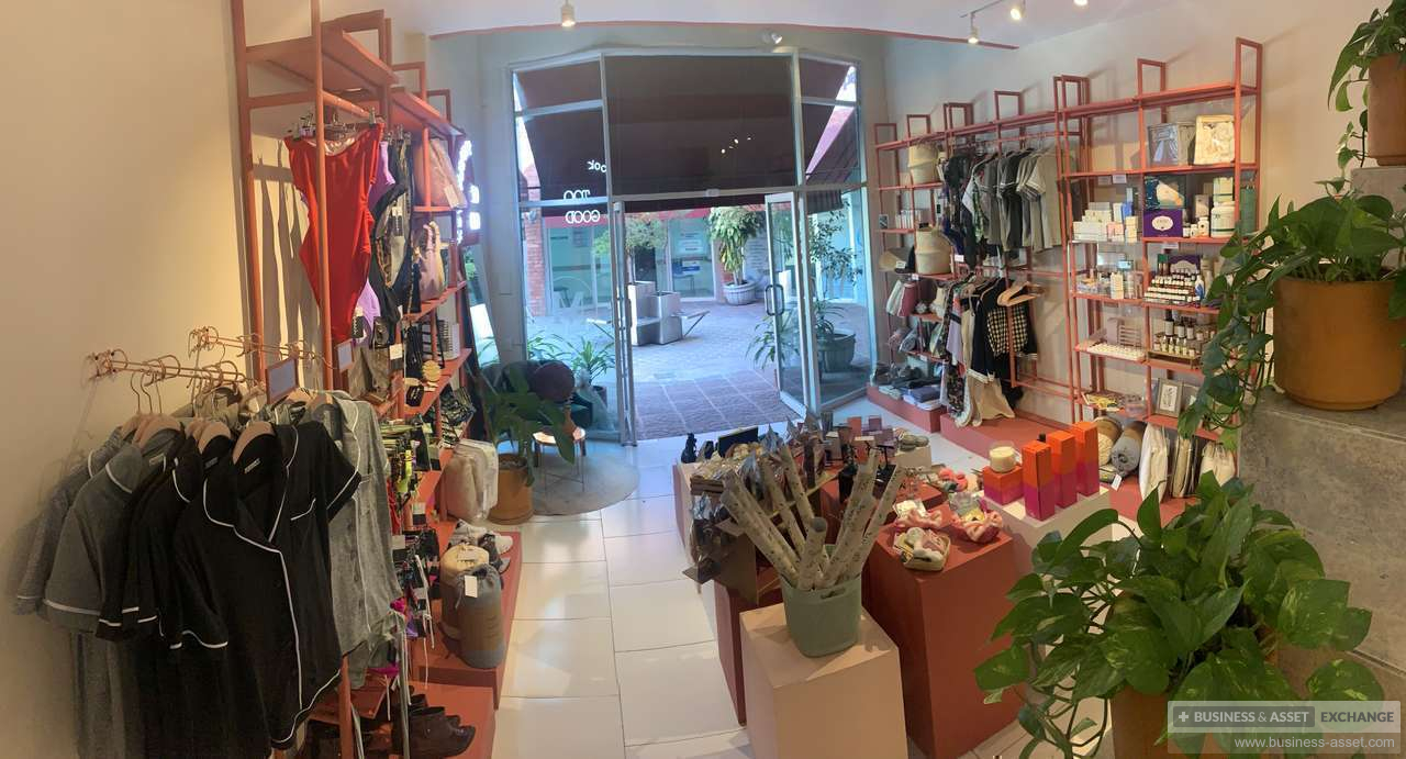 comprar | Un concept store / showroom | MX974810-9