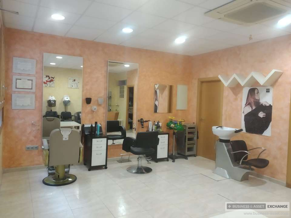 comprar | Una peluquería en el centro de Calatayud | ES068278-2